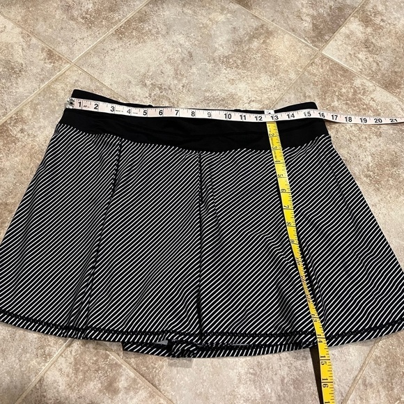 Kyodan Black & White Striped Mid Rise Athletic Skort Pull On Elastic Waist Large - Picture 3 of 9